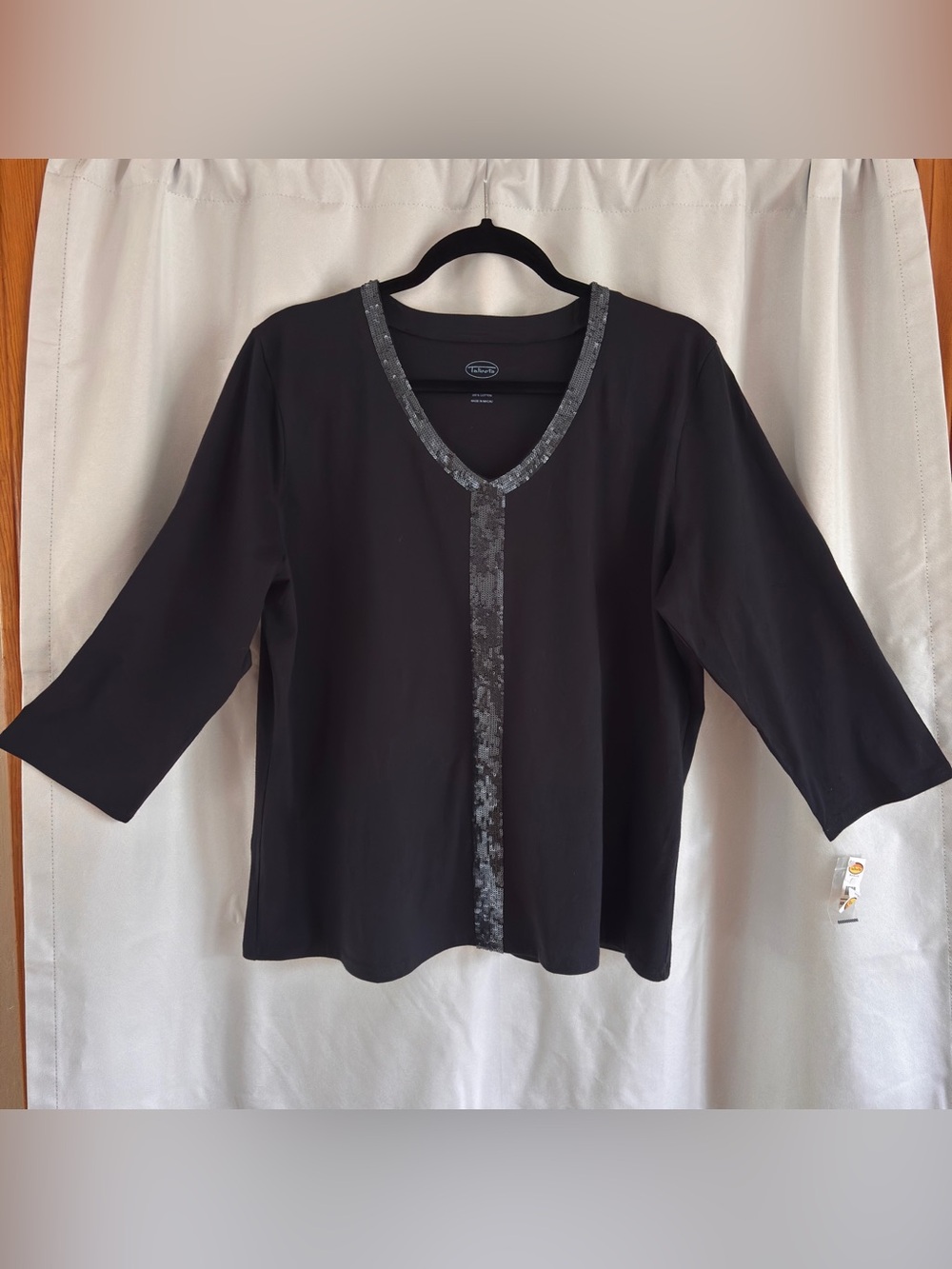 Talbots Navy 3/4 Sleeve Tee with Navy Sequin V-Trim NWT ~ Sz 1X